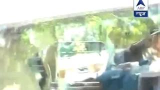 Sanjay Dutt returns to Yerwada jail