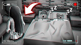 2 Player HAUNTED Motel in Roblox Brookhaven..