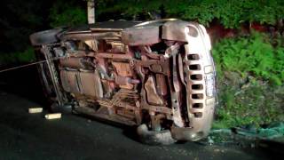 Chaseidisher Couple Miraculously Escape Car Accident Yideos Your