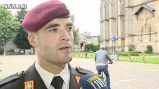 Begrafenis van militair uit Bunde Interview defensie