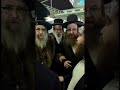 satmar rebbe r aharon greeted in the airport by chabadair represenatives rosh chodesh adar 5783