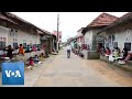 Indian Teacher Turns Streets Into Classrooms for Village Kids