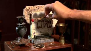 The Possession The Real Dibbuk Box Featurette