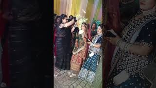 Mere yaar ki shaadi hai 🎉🥹 #viral #youtube #friends #bride #wedding #trending #shorts #youtuber#new