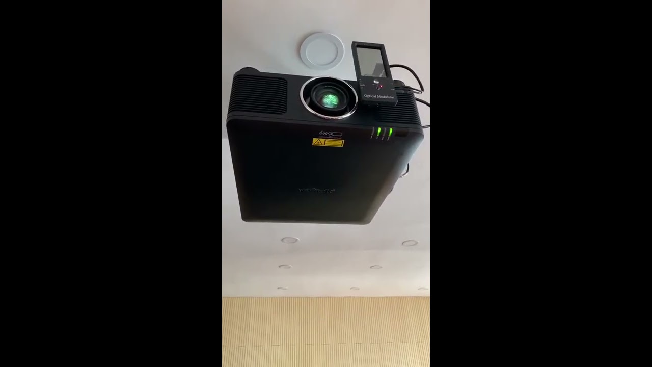3D system of passive polarized 3D stereo with only one projector using RealD 3d glasses