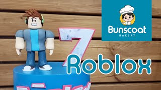 How to make a Roblox cake topper using fondant