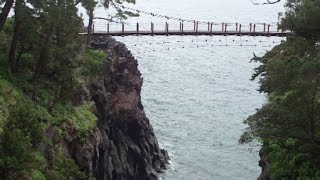 伊東市 城ヶ崎海岸のつり橋 門脇吊橋　Kadowaki Suspension Bridge on Jogasaki Coast