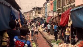 一起出去玩吧！Maeklong railway market 泰國 曼谷 美功鐵道市場