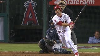 Angels walk off on Freese's solo shot