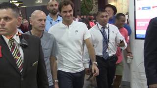 'ROGER FEDERER's standing ovation @ Melbourne Airport'' #exclusive