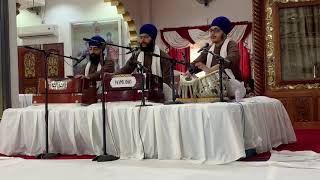 Bhai sangeet singh ji phagware wale|   ਬੇਦੋਸ਼ ਨਿਮਾਣੀਆਂ ਜਿੰਦਾਂ ਨੂੰ ਗੰਗੂ ਤੂੰ ਫੜਾ ਕੇ ਕੀ ਲੈਣਾ