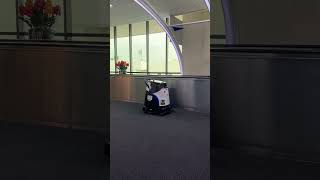 Cool cleaning robot at Thailand Bangkok airport 🇹🇭