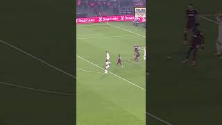 ⚽ Gol: El-Musrati Beşiktaş: 3 - Trabzonspor: 2 90+4' #ziraattürkiyekupası