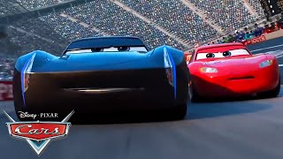 Rayo McQeen y los 6 corredores de la próxima generación | Pixar Cars
