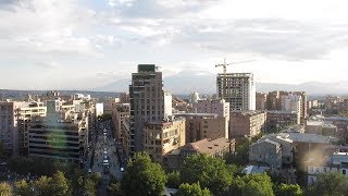 Yerevan, 28.09.17, Th, Video-2, Operai tanikin.