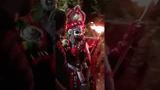 karimbotham theyyam drinking blood 😬😬 (part-3)