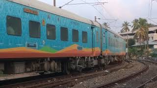 ED WAP-7#30784# hauling 09424 Gandhidham- Tirunelveli HUMSAFAR