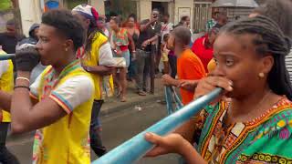 Festy' Roi avec les cornets de Nouvel Generasyon Tout Moun Jwenn…