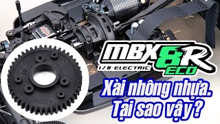 Xe RC chạy điện toàn nhông nhựa, kỳ ghê. Nhưng hoá ra vẫn tốt và Êm ái nhé.