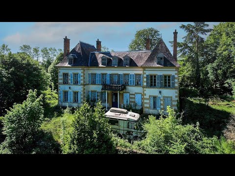 No one is allowed in! Phenomenal abandoned mansion left forever
