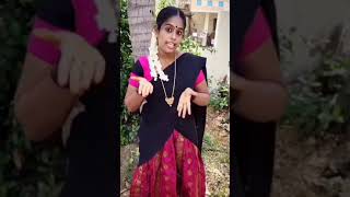 cute tamil aunty homely looks hot expression Instagram reels(3)