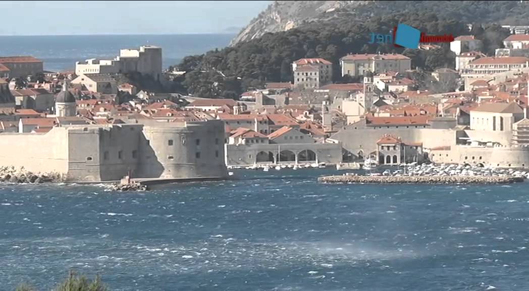 Www.DubrovnikTV.net - Orkanska Bura 09.02.2015. - YouTube