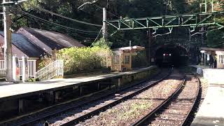 箱根登山鉄道　塔ノ沢駅　2000形（アレグラ塗装）+3000形（アレグラ）2003+2004+3004（2020.12.06）