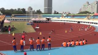 20141030110022 103年全國田徑錦標賽男子組400公尺預賽第4組 桃園縣楊隆翔、苗栗縣余嘉軒、進決賽。