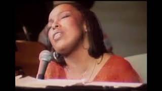 Roberta Flack Killing Me Softly With His Song Live 1973