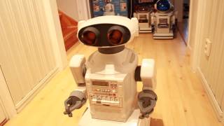 Omnibot 2000