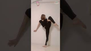 【初心開脚】 これ出来る？チャレンジ42【開脚侍りほのショート動画傑作選83】Funny open legs  by Japanese rhythmic gymnast