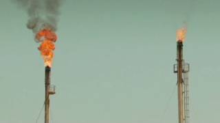 Oil companies begin Middle East evacs