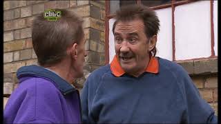 ChuckleVision   S14E02 Trouble at the Mill (Widescreen)