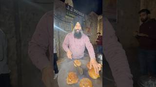 Best street food of Chandigarh #streetfood #foodie #chandigarh #sikh #khalsa #punjab #chandigarhfood