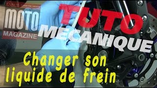 Changer son liquide de frein moto - Tuto mécanique moto (Motomag)