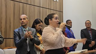 Missionária Adriana Melo - Um Alerta aos Pastores da ASSEMBLÉIA DE DEUS, é tempo de se levantar.