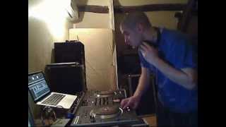 DEEJAY LITTLE VIDEO MIX LIVE DANCEHALL LOKAL 2012