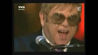 Elton John - 2004/11/11 - Trafic Musique French TV - Bennie And The Jets