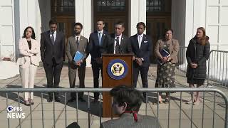 WATCH: House Democrats give update on Bill Clinton's deposition on Epstein