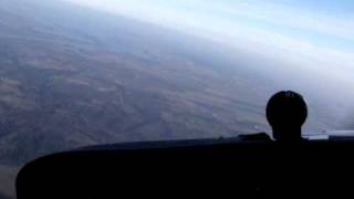 Cessna 172 Wing Over.AVI