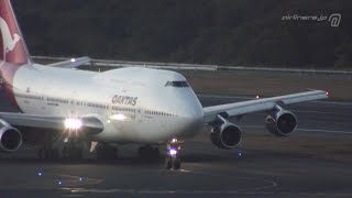 [2005 Narita (成田)] Qantas Boeing 747-300《QF743 VH-EBX NRT051118》