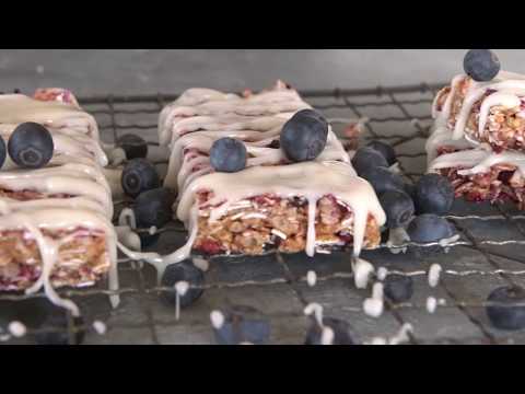 Blueberry Vanilla Greek Yogurt Granola Bars Blueberry Vanilla Greek Yogurt Granola Bars