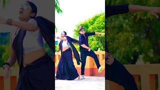 Main To Raste Se Ja Raha Tha|Govinda|Kumar Sanu Alka Yagnik | #shorts #youtubeshorts #dance #viral