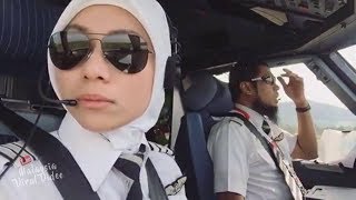 Inilah rupa pilot AirAsia yang berpantun tu tp cantik pulak pilot perempuan ni