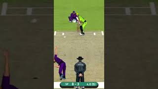 Nathan Ellis took wicket of Daniel Sams / Hobart vs Sydney BBL