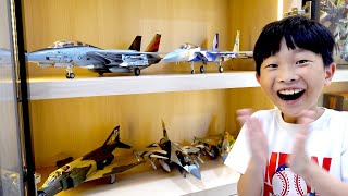 Airplane Toy Assembly with Aircraft Museum Trip Activity for Kids
