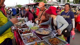 ​Hungry Crowds and Speedy Chefs! Cambodia’s Ultimate Street Food Rush!