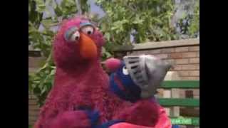 Sesame Street - Telly Looks Up And Down