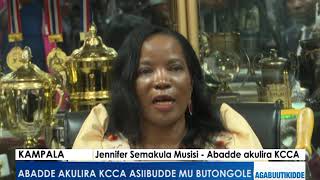 Abadde akulira KCCA asiibudde mu butongole. .