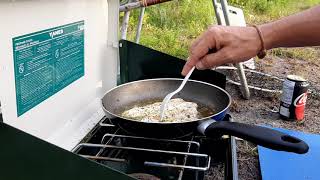 Repas de poissons en plein-air !